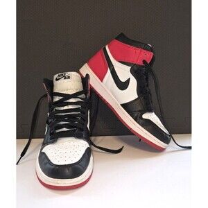 Air Jordan 1 Mid GS Black Toe 6.5Y / Women’s 8
